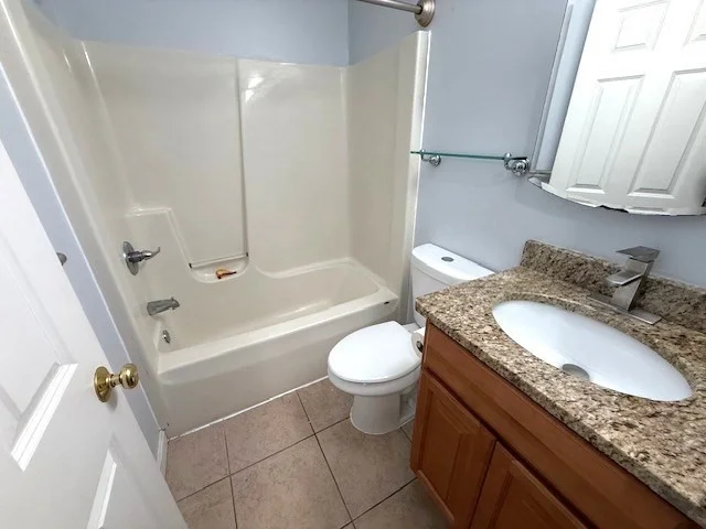 Photo of 141 Cournoyer Blvd