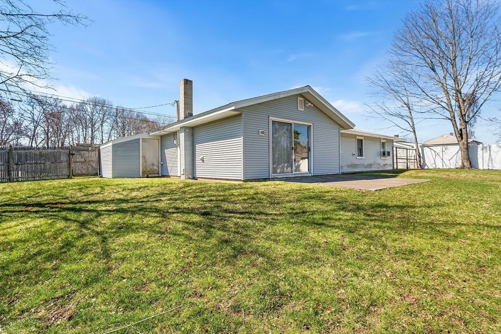 Photo of 98 Brookfield Dr