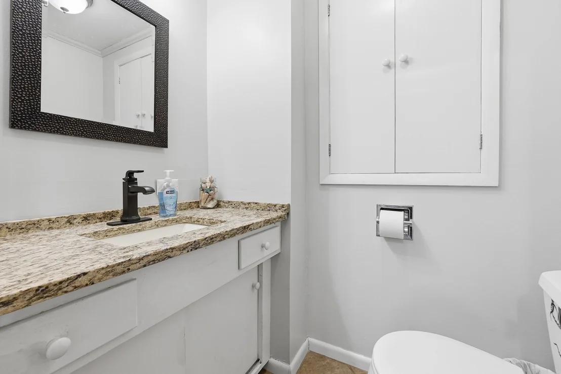 Photo of 31 Wildrose Ave