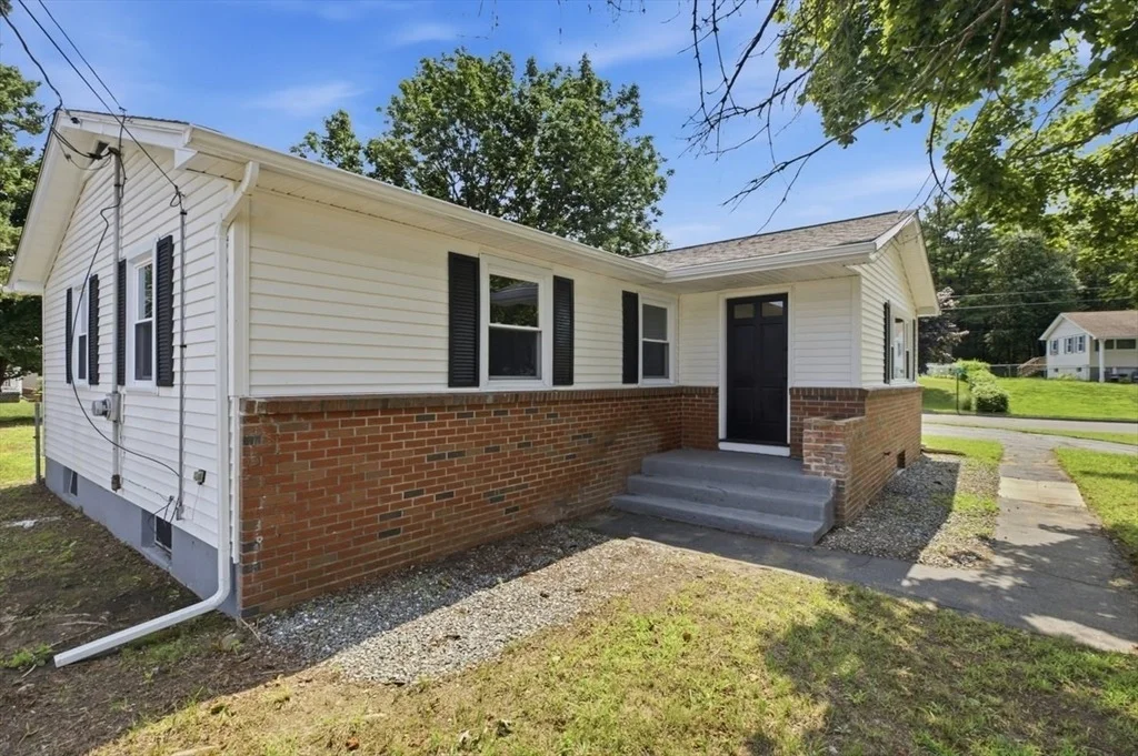 Photo of 142 Olko Circle