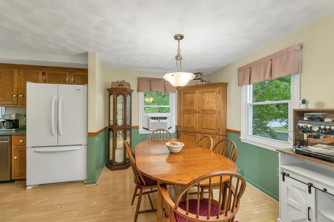 Photo of 14 Burnside Ln
