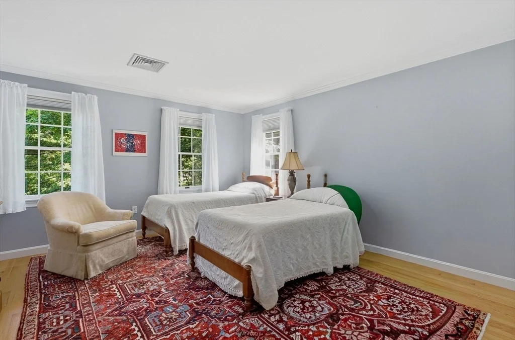 Photo of 8 Ashland Road