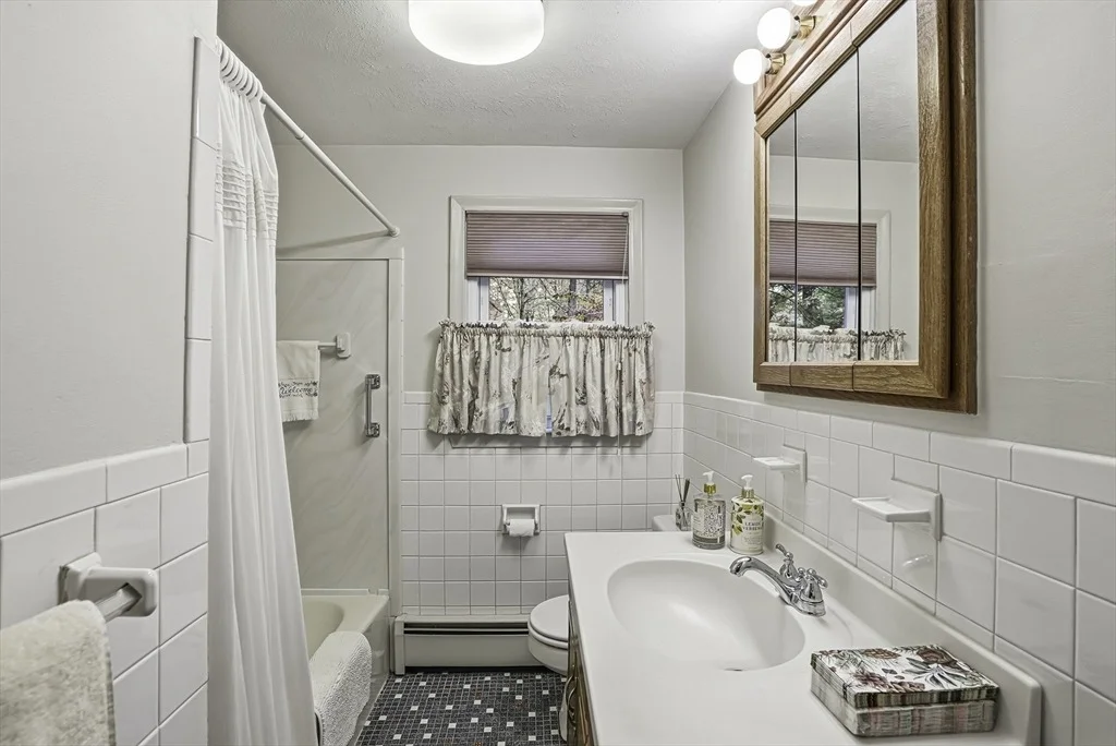 Photo of 38 Mohawk Drive