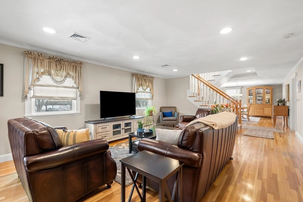 Photo of 7 Belfast Rd.