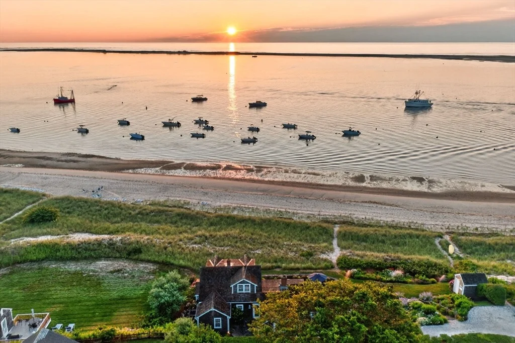 Photo of 166 Shore Road