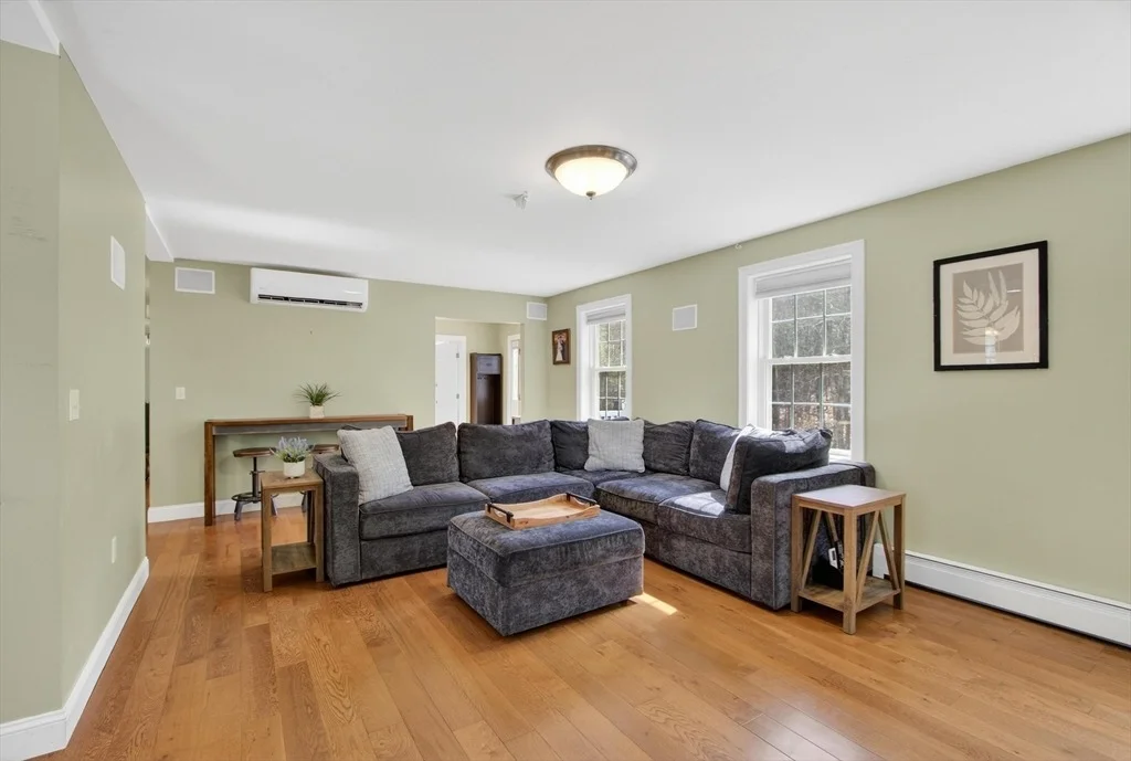 Photo of 5 Notown Rd