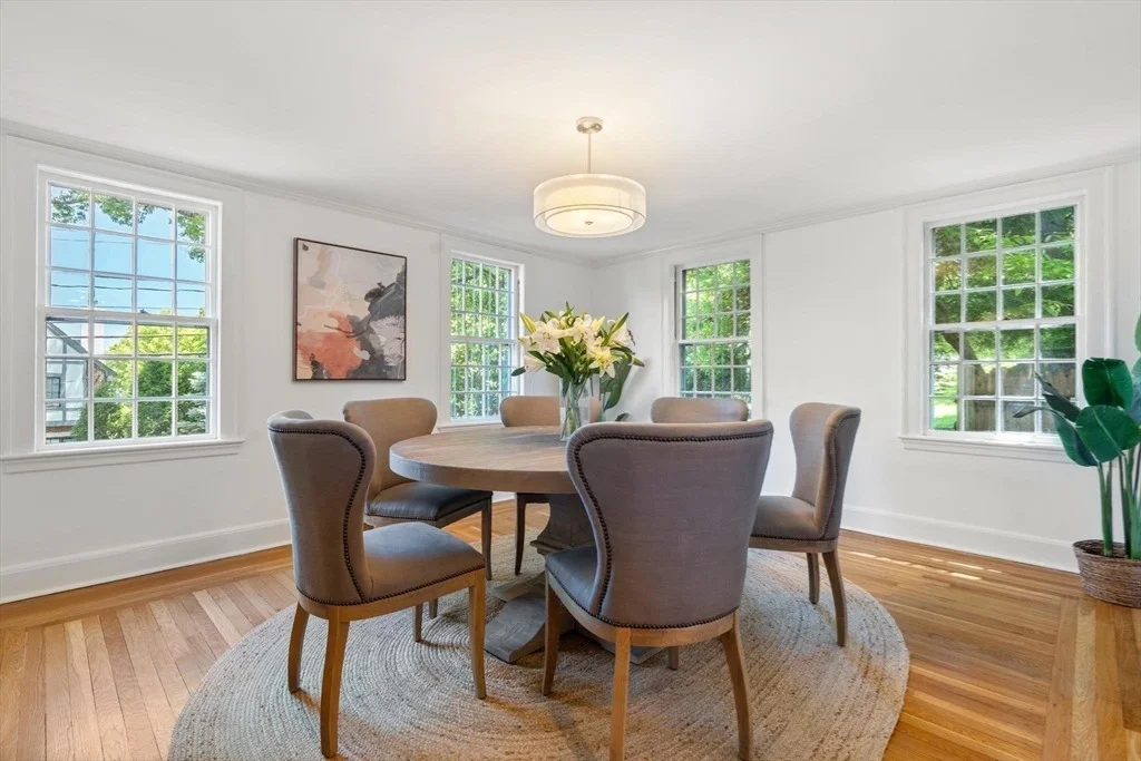 Photo of 25 Chestnut Hill Rd