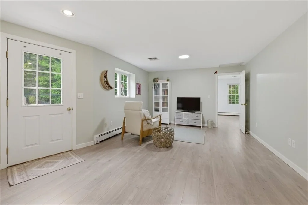 Photo of 46 King St