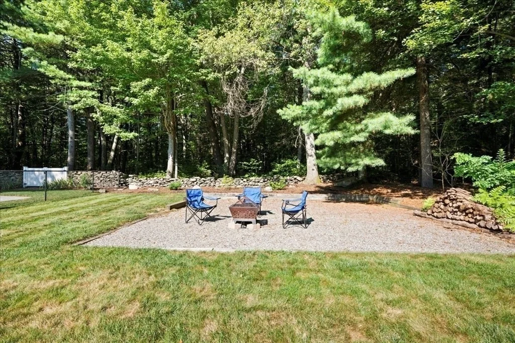 Photo of 19 Wildflower Dr