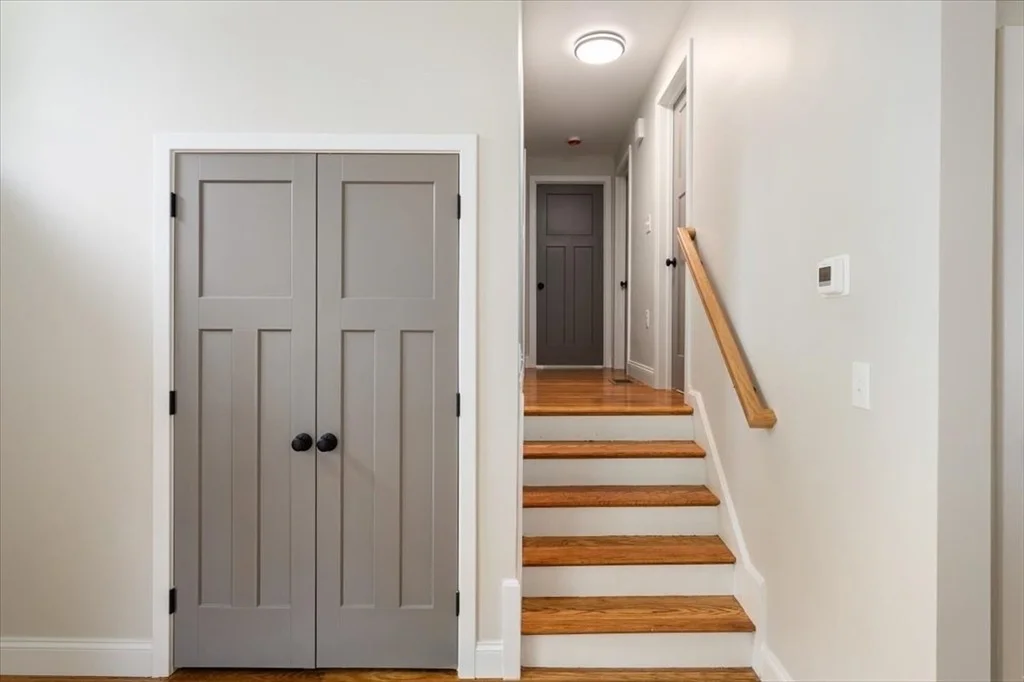 Photo of 115 Edgewood St