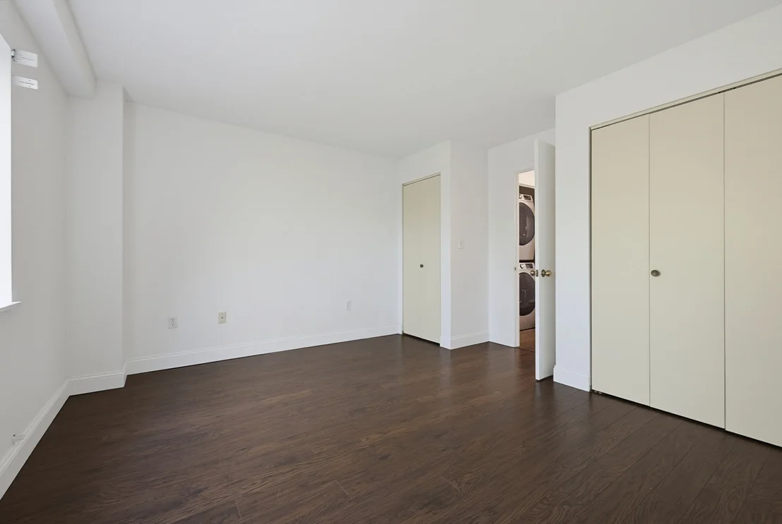 Photo of Unit 001 at 4 Summit Dr