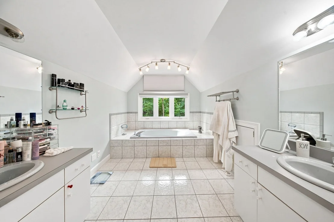 Photo of 134 Parker Rd