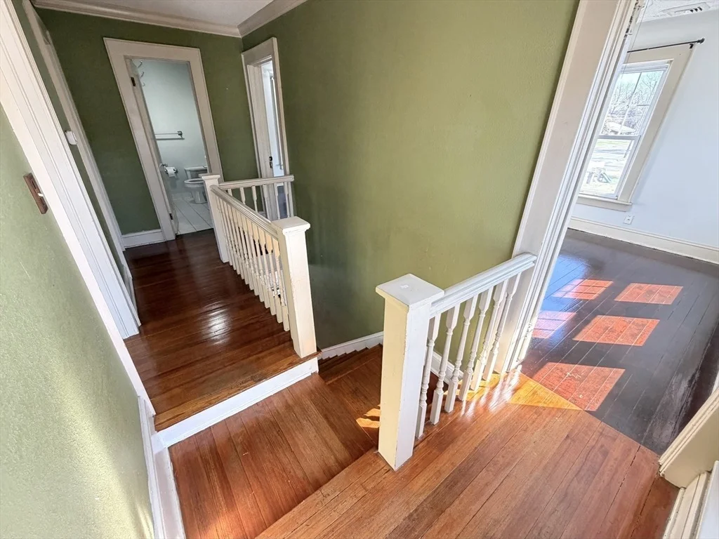 Photo of 180 Russell Rd
