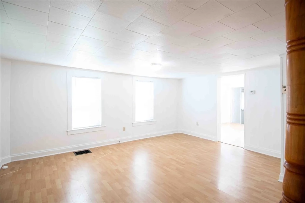 Photo of 75 Lyman Rd