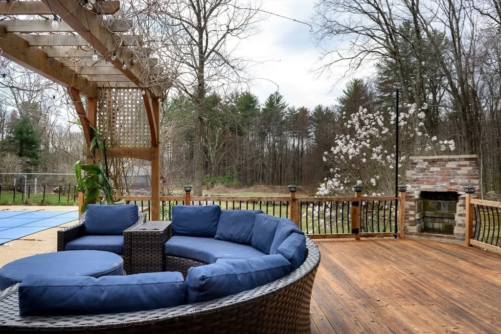 Photo of 2700 Greenwich Rd