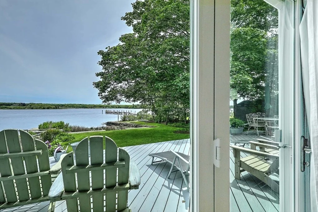 Photo of 1518 Drift Road