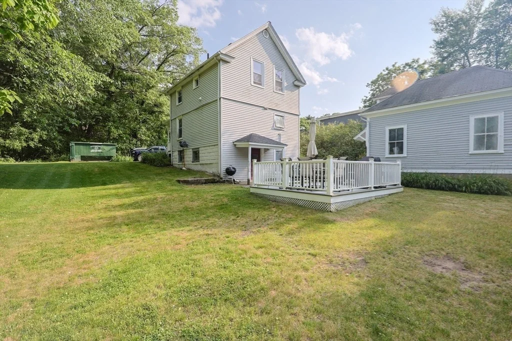 Photo of 148 Hackett Ave