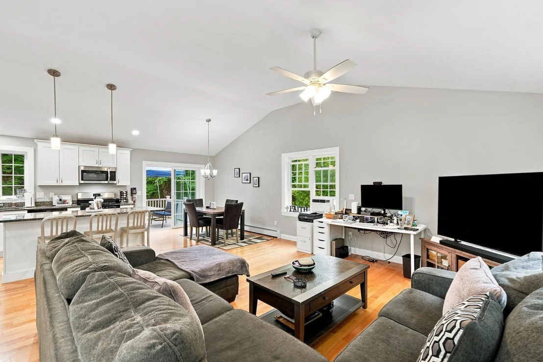 Photo of 106 Otter River Road