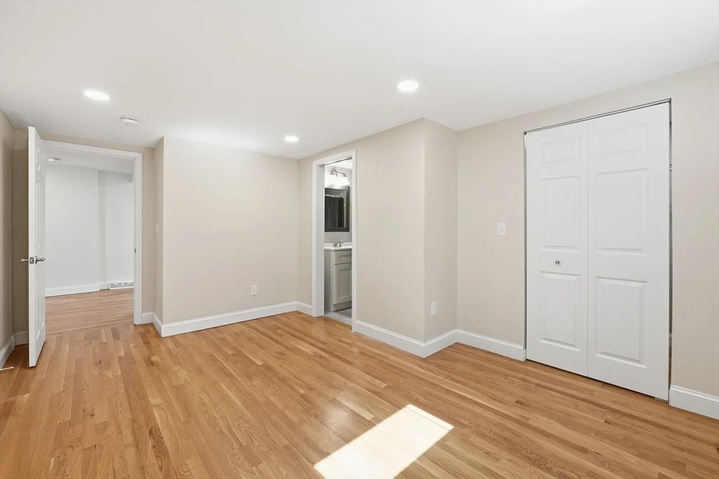 Photo of 9 Pine Dr