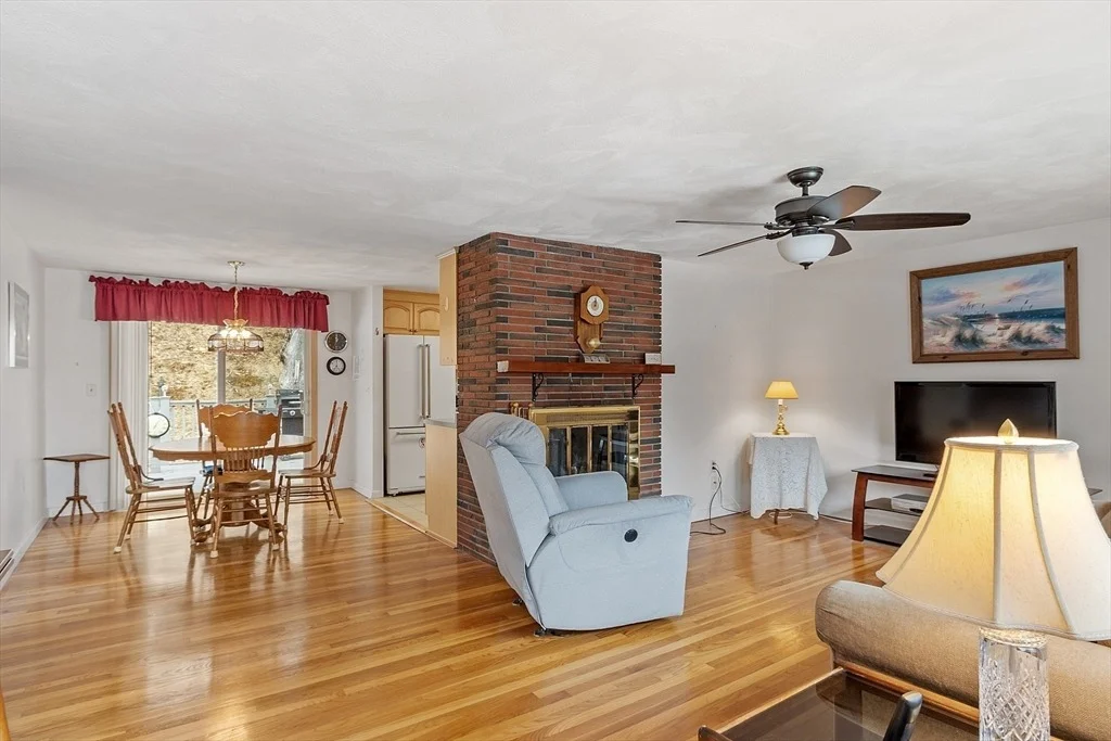 Photo of 17 Seneca Dr
