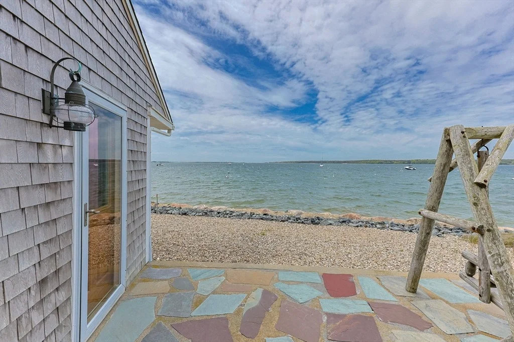 Photo of 41 Seconsett Island Rd