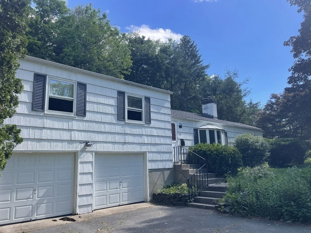 Photo of 51 Jeffrey Ln