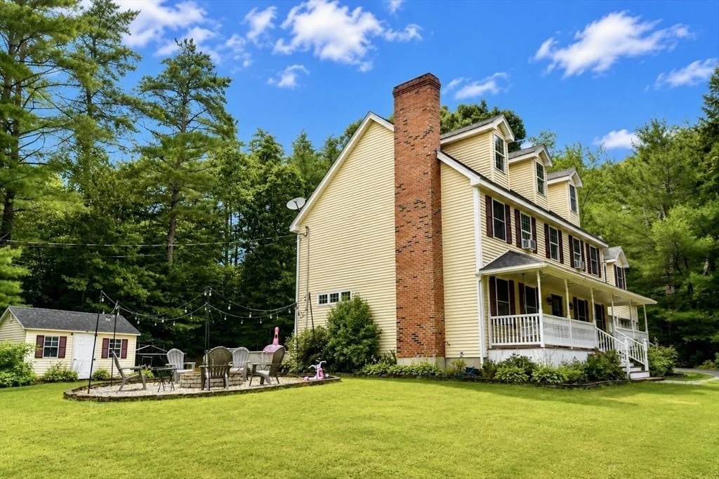 Photo of 5 White Birch Dr