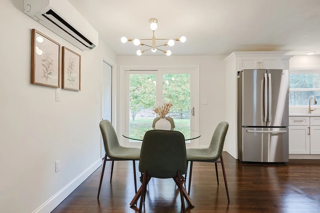 Photo of 8 Ridge Dr