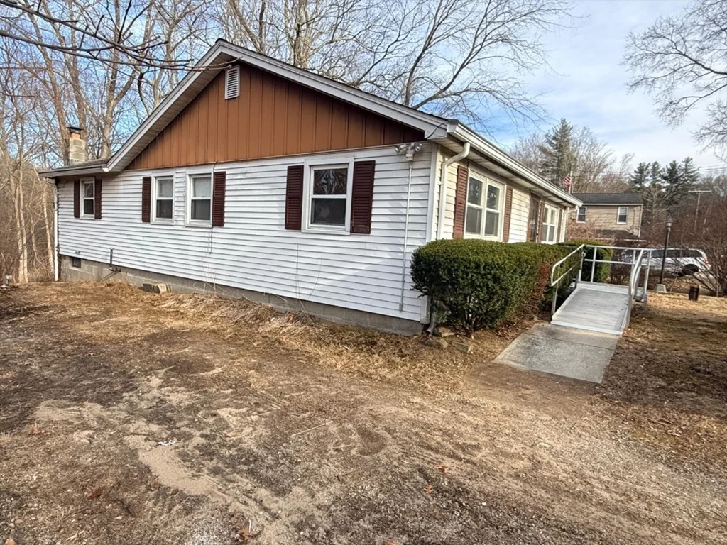 Photo of 108 Southbridge Rd