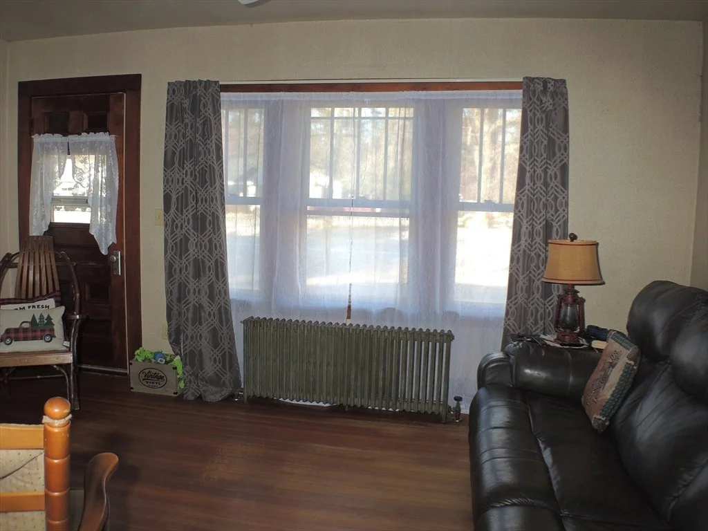 Photo of 2351 Cranberry Hwy