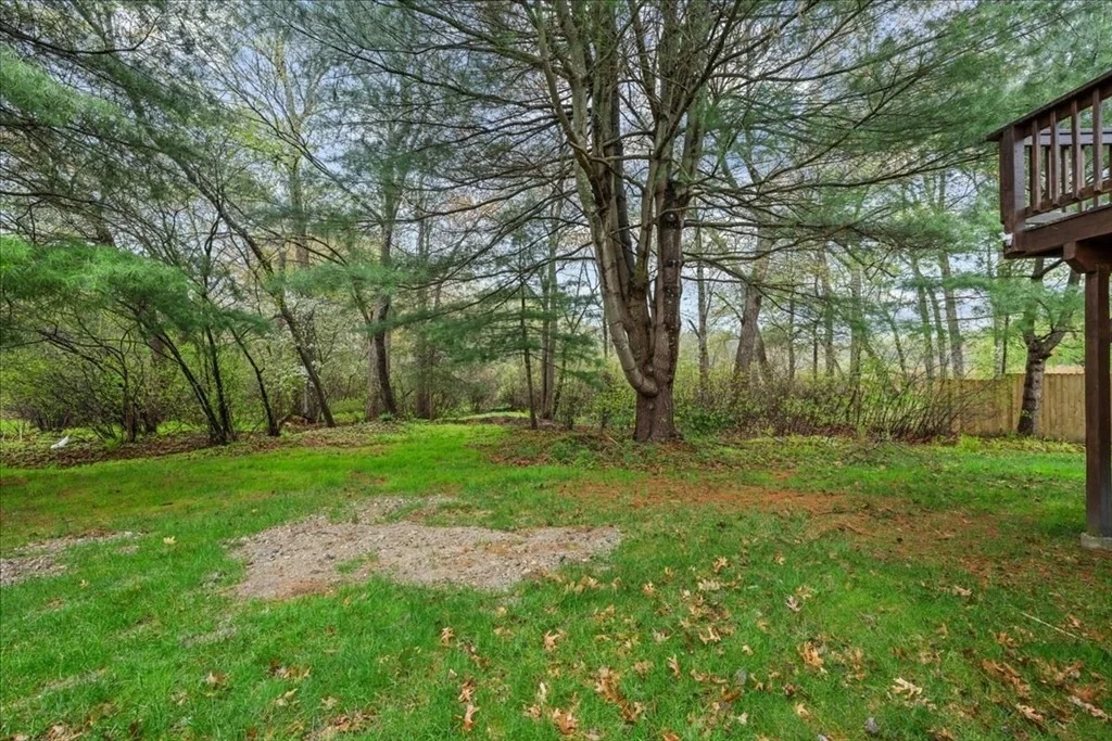 Photo of 11 Riverside Dr