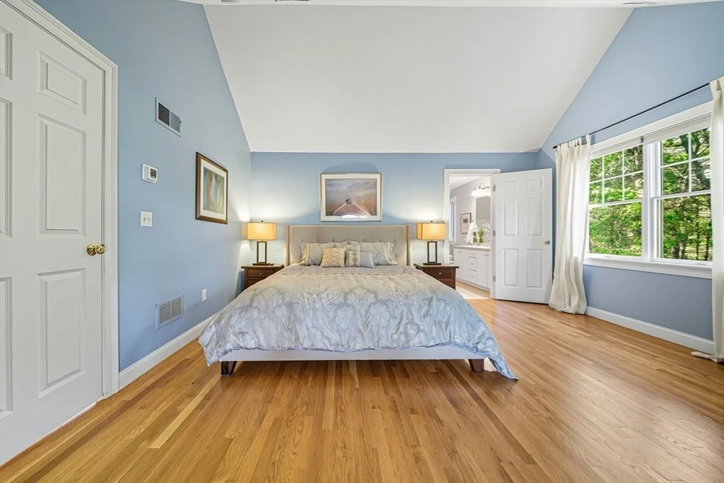 Photo of 6 Bittersweet Ln