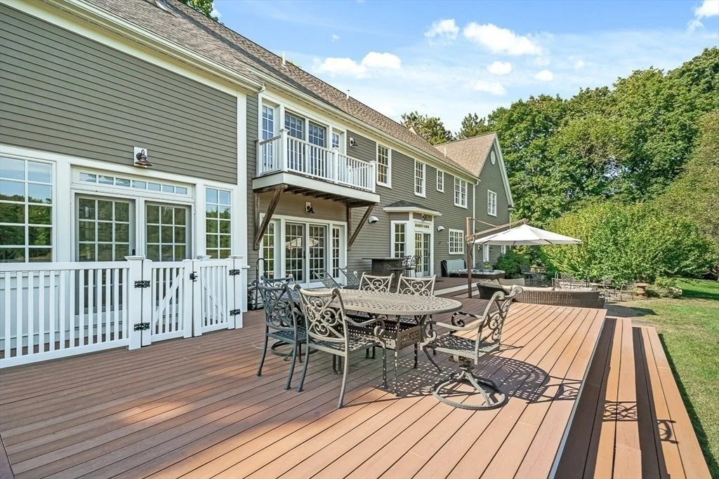 Photo of 33 Old Concord Road
