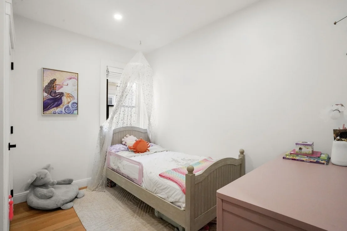 Photo of 4 Fairlee Street