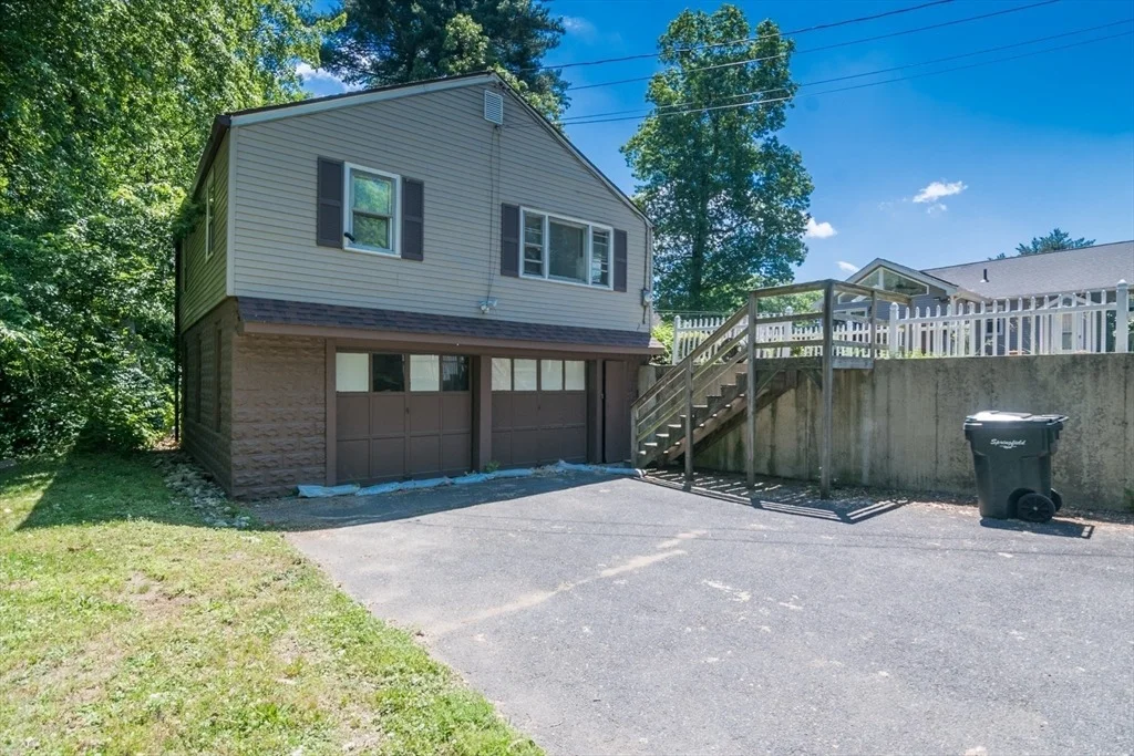 Photo of 1466-1468 Page Blvd