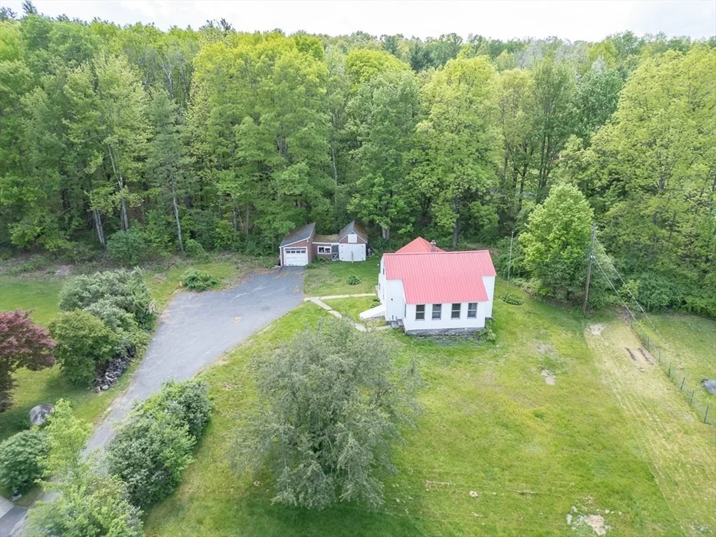 Photo of 92 Squannacook Rd