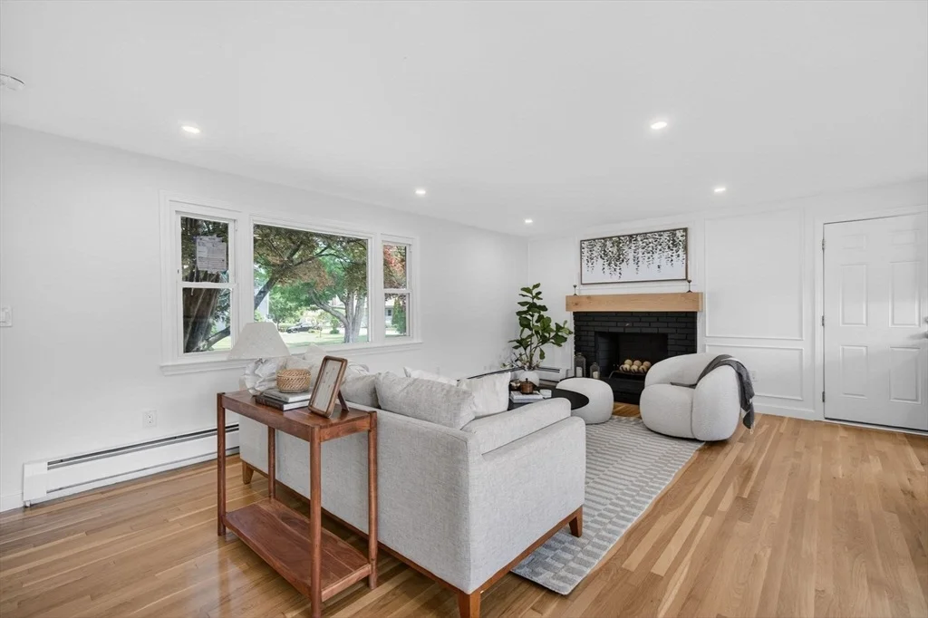 Photo of 49 Golf Ave