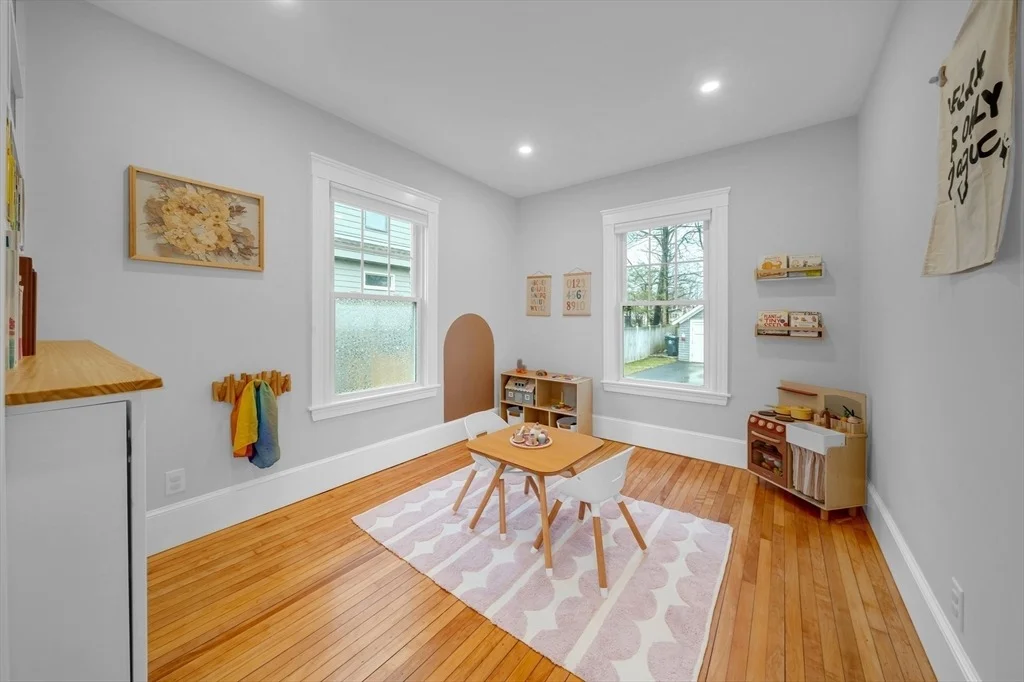 Photo of 41 Commonwealth Ave
