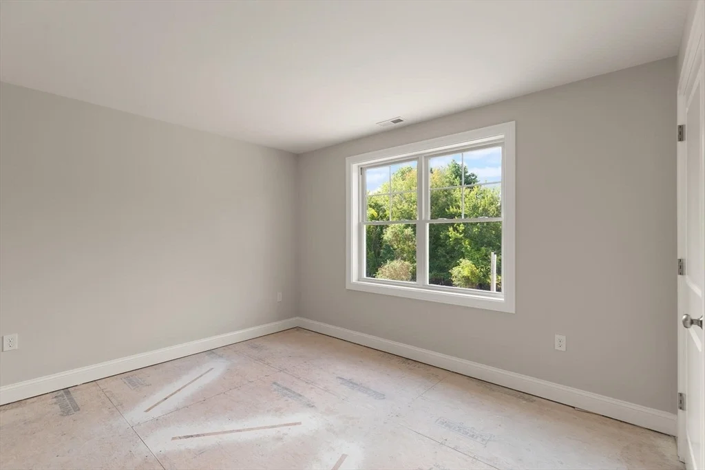 Photo of 66  2 Parish Rd.