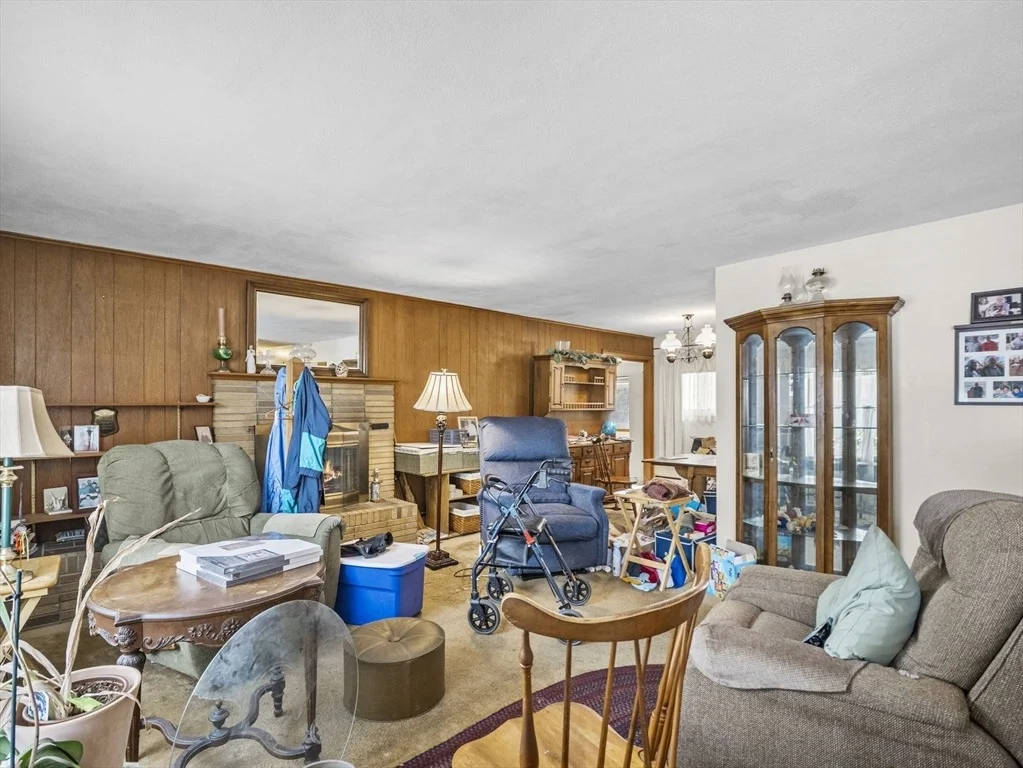 Photo of 16 Peterson Rd