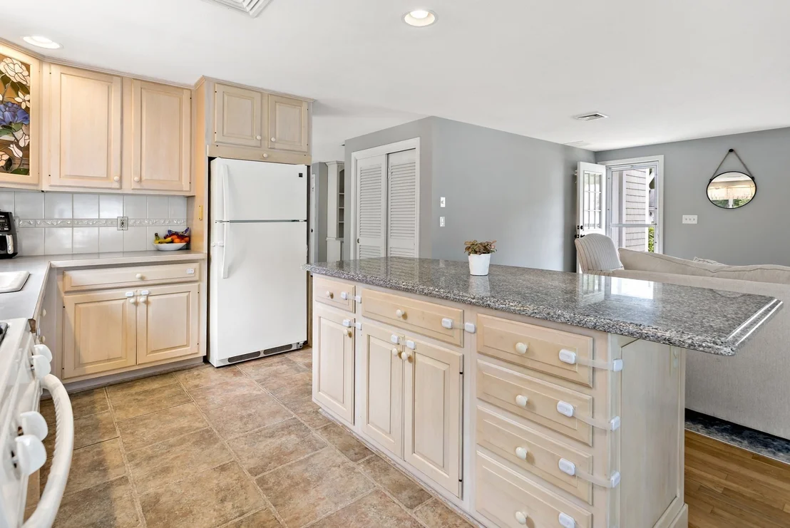 Photo of 348 Prince Hinckley Road