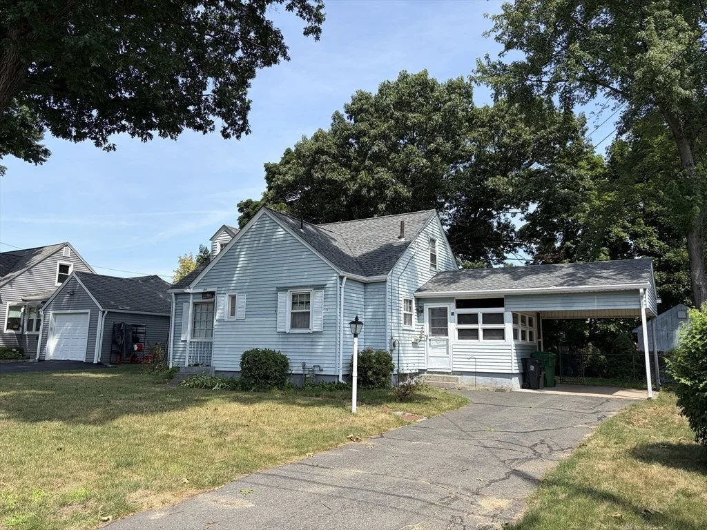Photo of 84 Clairmont Ave