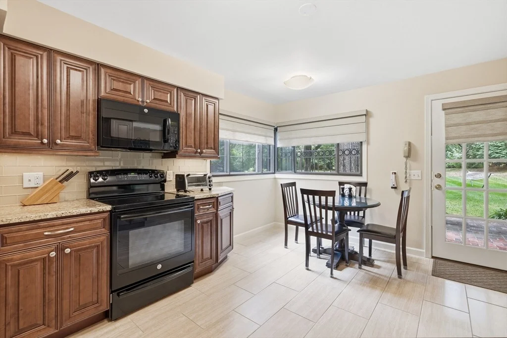 Photo of 5 Rollingwood Dr