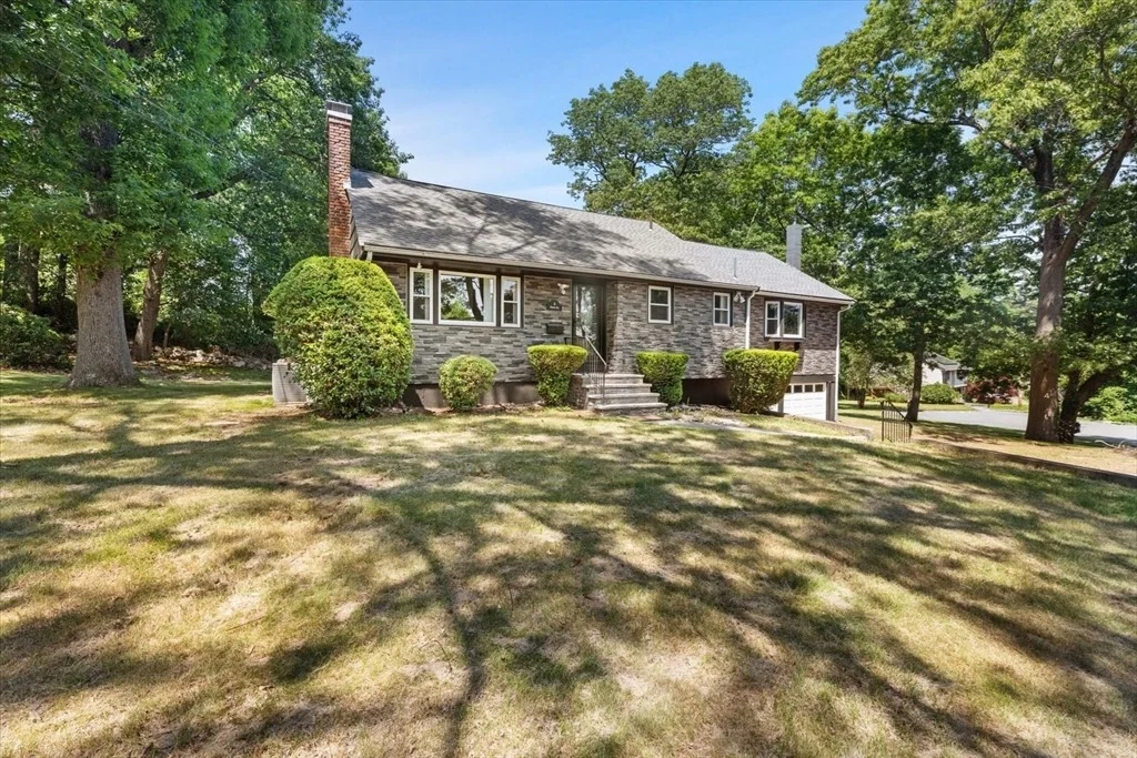 Photo of 4 Haddad Ave