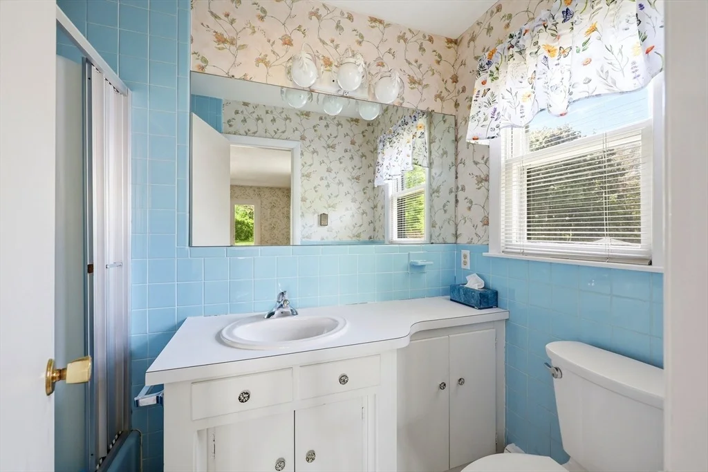 Photo of 1303 Plumtree Rd