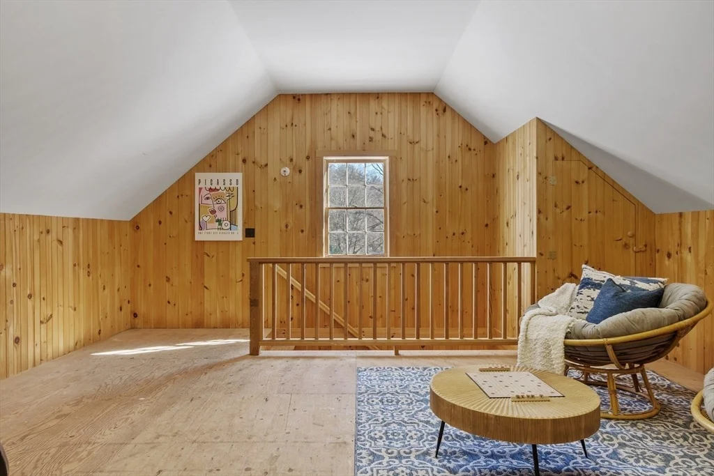 Photo of 959 Hill Rd