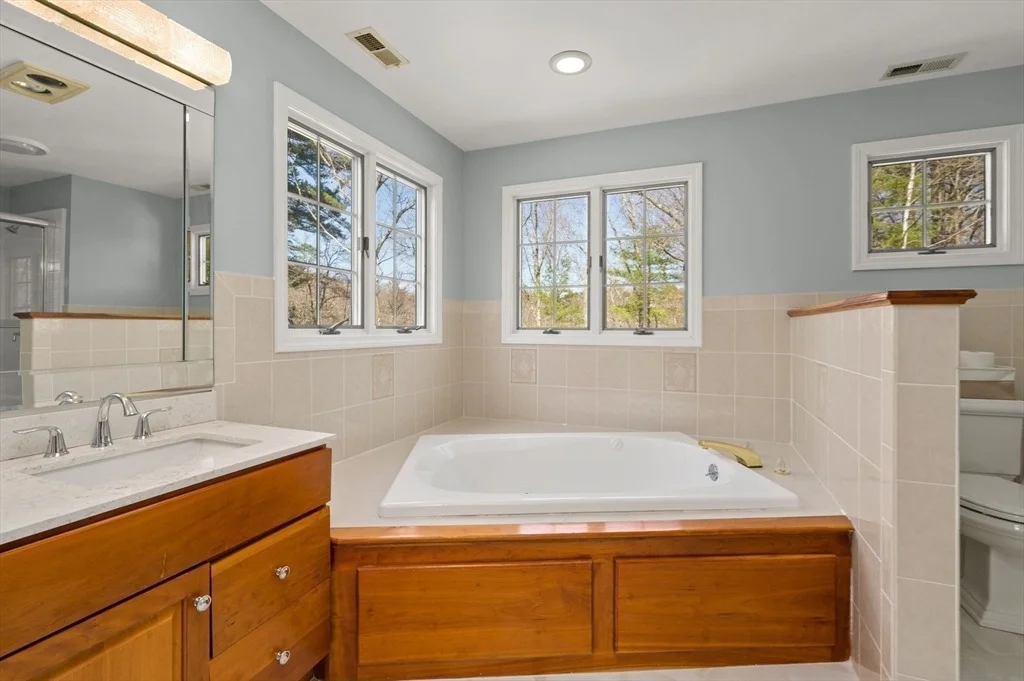 Photo of 21 Freedom Dr