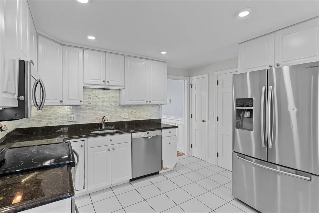 Photo of 49 Blackberry Ln