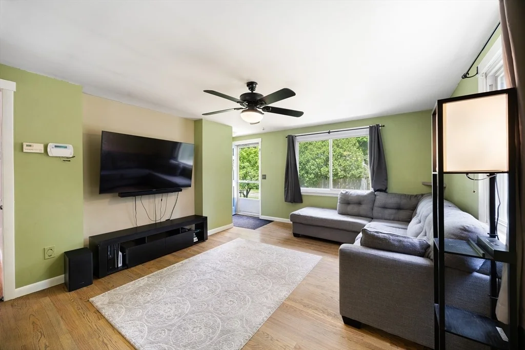 Photo of 37 Parkerview St