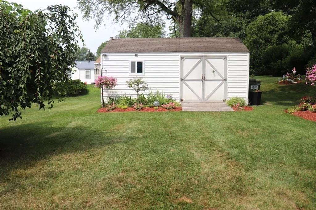 Photo of 6 Rawson Ave